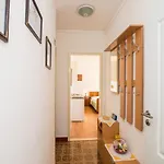Apartment Zana *