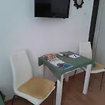 Apartment Zana *