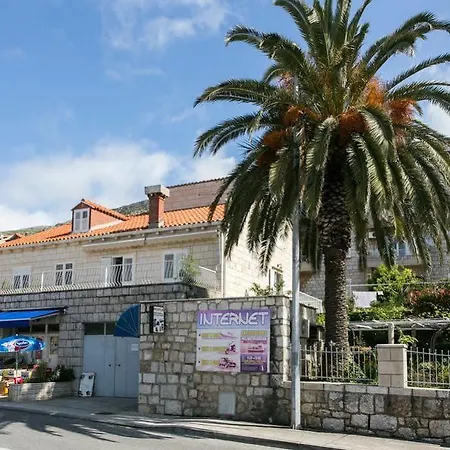 Apartment Zana
